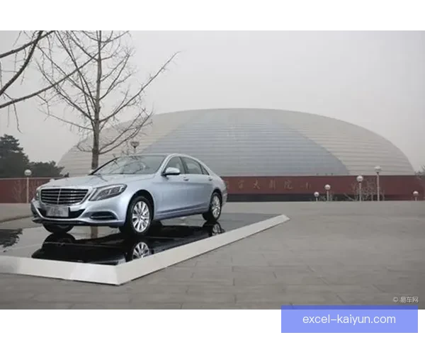 球员合同动态：多位明星球员续约助力市场稳定与发展