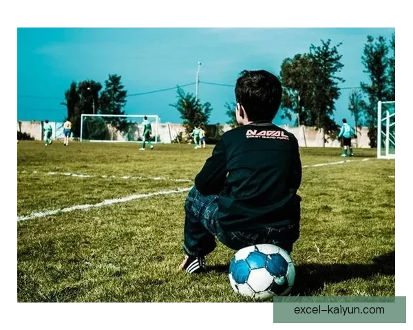 Son 童年足球梦想启蒙，状态逐渐回暖引发关注